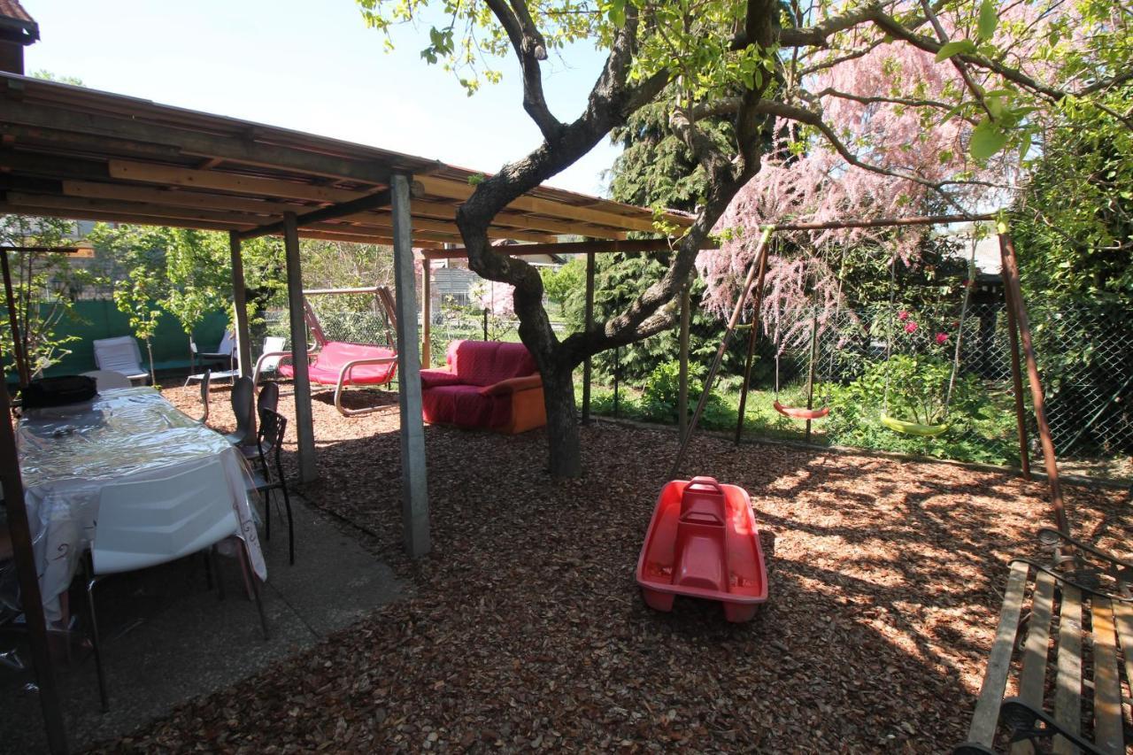 Beb Da Gaia E Giulio Bed & Breakfast Reno Di Leggiuno Luaran gambar